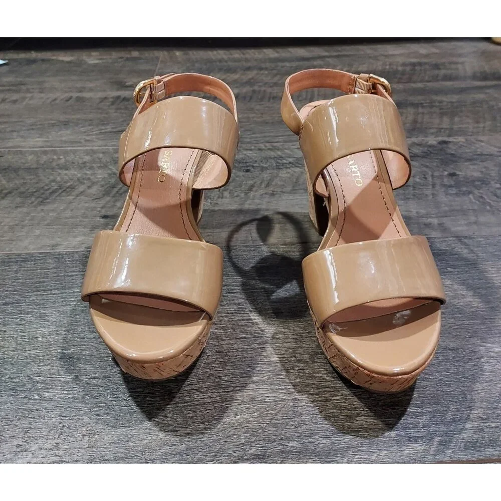 Franco Sarto Block Heel Sandal Women Size 7.5 Camel Patent Leather 4” Heel - Picture 2 of 9